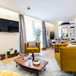 Modern And Luxury- 2bd 2bth- Socorro Séville